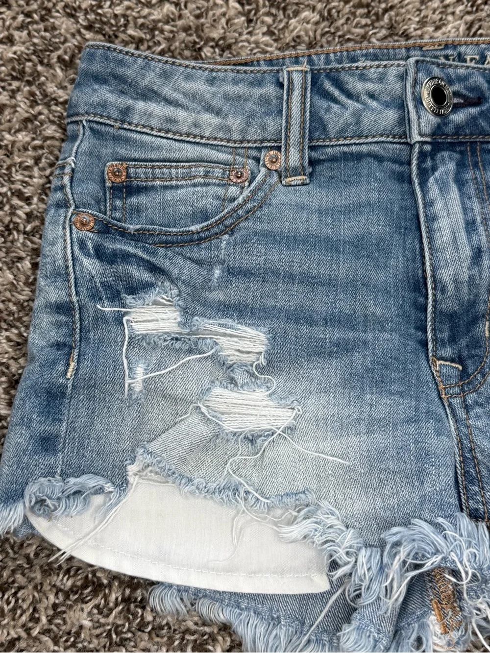 American Eagle Outfitters Women's Light Blue Distressed Denim Cutoff Shorts